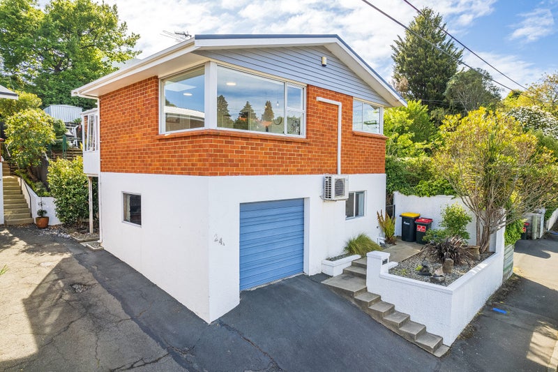 24A Fairfax Street, Maori Hill, Dunedin - Carousel 1