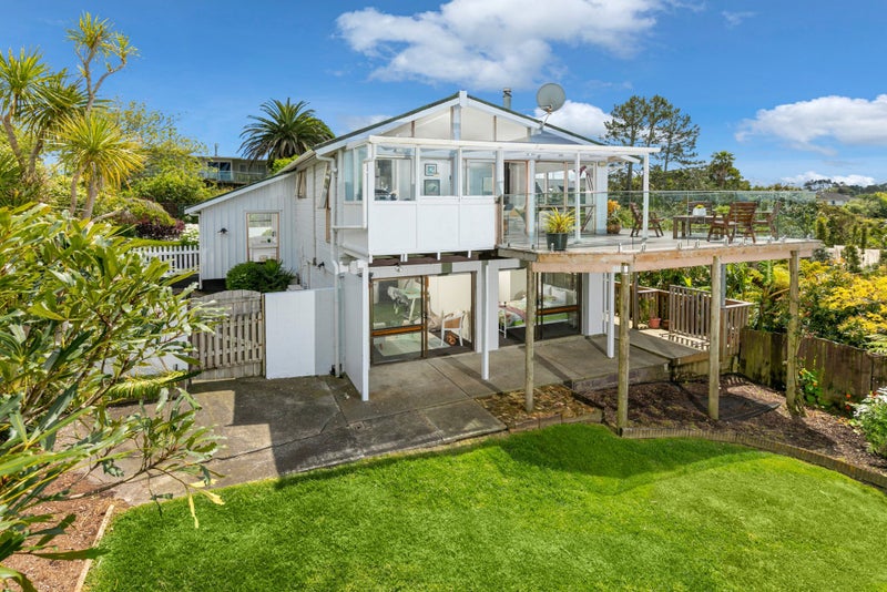 797 East Coast Road, Northcross, Auckland - Carousel 35