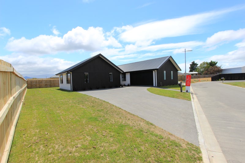 3 Hurricane Way, Burleigh, Blenheim - Carousel 1