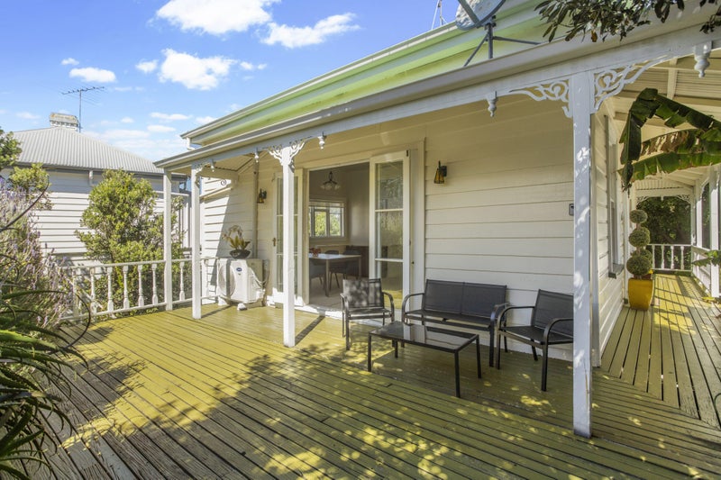 15 Hackett Street, Saint Marys Bay, Auckland - Carousel 2