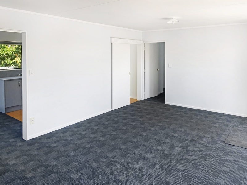 401 Fenwick Street, Mayfair, Hastings - Carousel 2