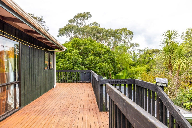 95 Glen Brook Road, Omiha, Waiheke Island - Carousel 2