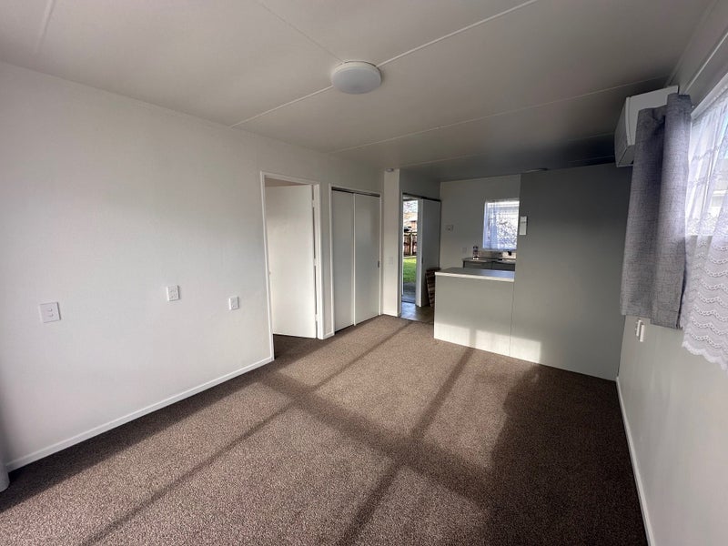 11/17 Hildreth Street, Trentham, Upper Hutt - Carousel 2