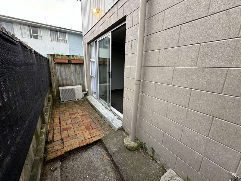 1/781 Fergusson Drive, Elderslea, Upper Hutt - Carousel 8