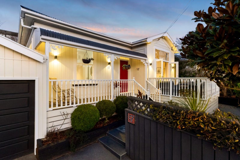 17 Cooper Street, Karori, Wellington - Carousel 1