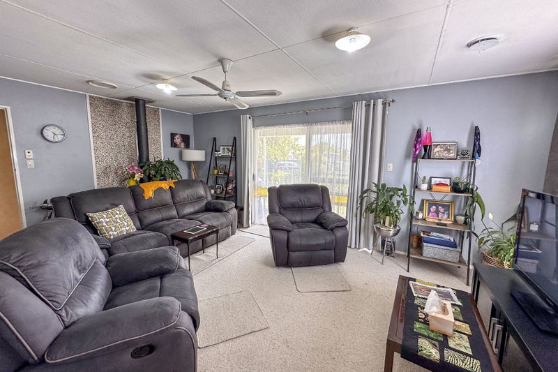 14 Palgrave Avenue, Flaxmere, Hastings - Carousel 2