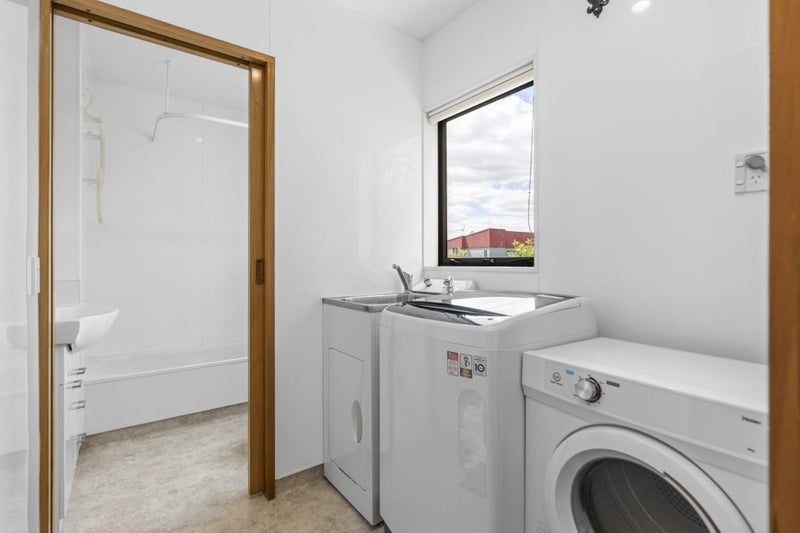 144 Clarence Street, Hamilton Lake, Hamilton - Carousel 19