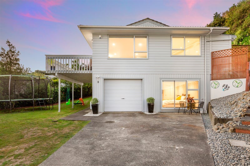 3 Spey Place, Papakowhai, Porirua - Carousel 1