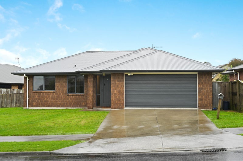 4 Max Landing, Grandview Heights, Hamilton - Carousel 1