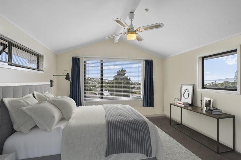 1/69 East Coast Road, Castor Bay, Auckland - Carousel 2