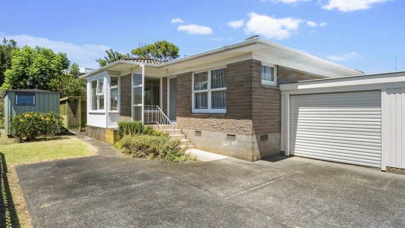 3/14 Shakespeare Road, Milford, Auckland - Carousel 1