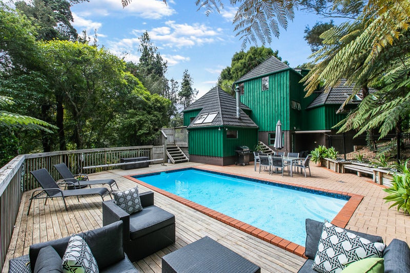 2 Glenbush Place, Birkenhead, Auckland - Carousel 1