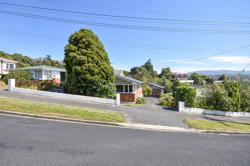 112 Easther Crescent, Kew, Dunedin - Carousel 22