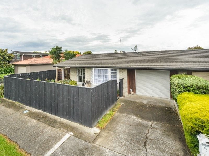 61A Manawatu Street, Hokowhitu, Palmerston North - Carousel 16