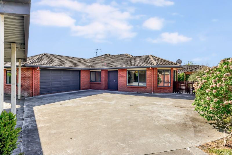 22 Whitford Place, Rototuna North, Hamilton - Carousel 1