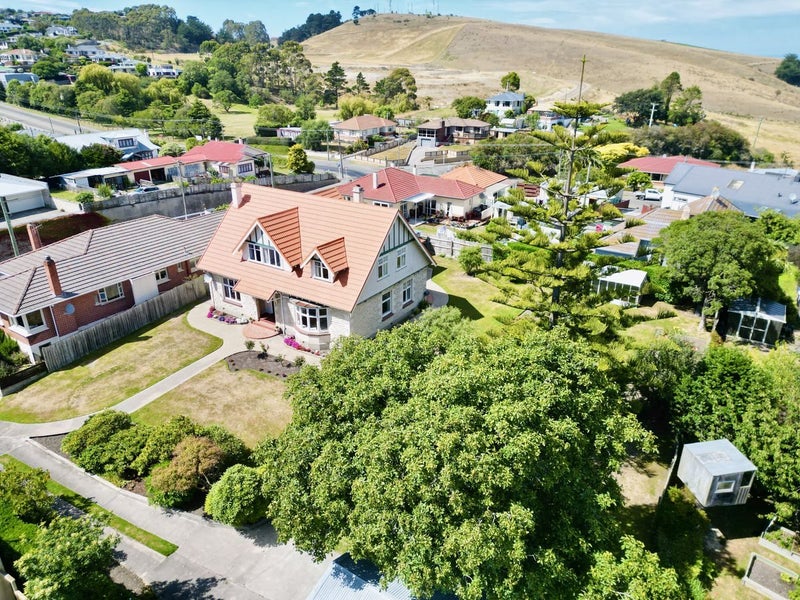 76 Wharfe Street, South Hill, Oamaru - Carousel 1