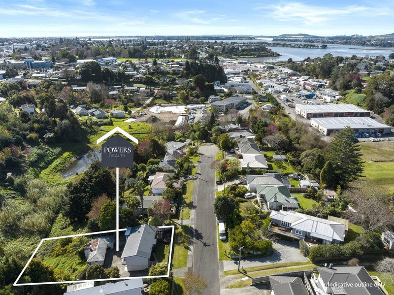 29 Wellesley Grove, Gate Pa, Tauranga - Carousel 1