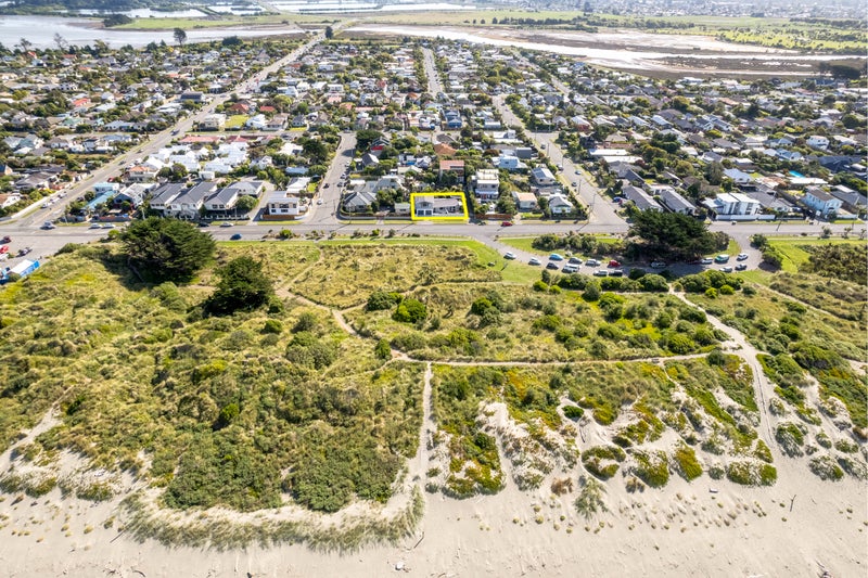 353 Marine Parade, New Brighton, Christchurch - Carousel 30