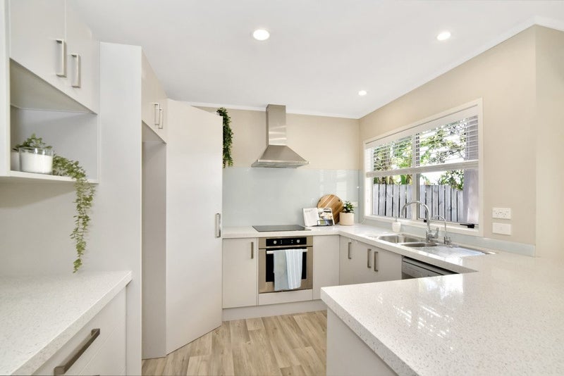 4 Ruahine Street, Ohauiti, Tauranga - Carousel 2