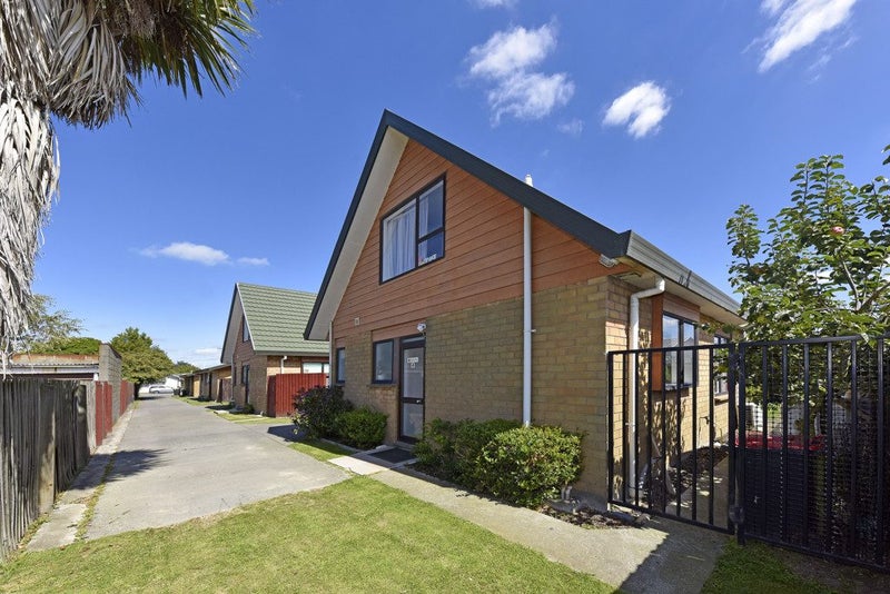 4/23 Tower Street, Hornby, Christchurch - Carousel 2