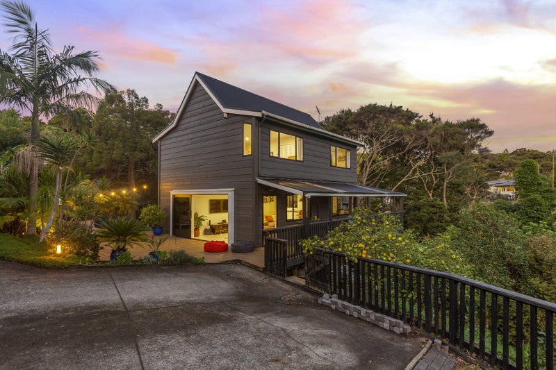 2/29 Ridgewood Crescent, Birkenhead, Auckland - Carousel 1
