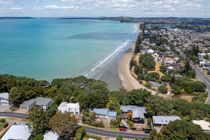 23 Old North Road, Orewa, Orewa - Carousel 2