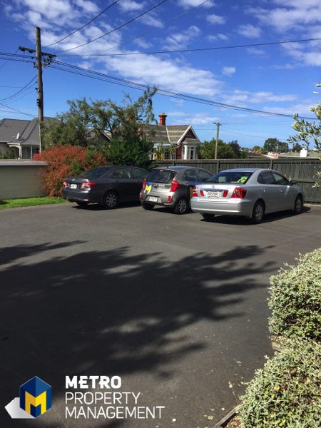 20 Forbury Road, Forbury, Dunedin - Carousel 13