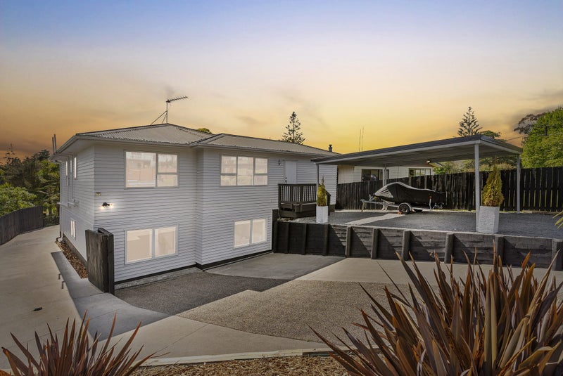 18 Grassmere Road, Henderson Valley, Auckland - Carousel 2