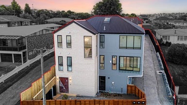 121A White Swan Road, Mount Roskill, Auckland - Carousel 1