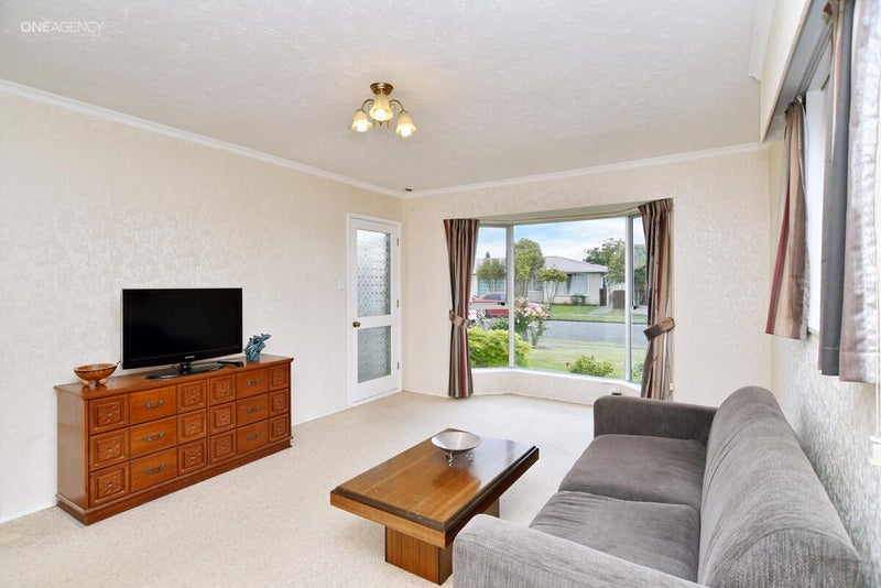 2/9 Chilton Drive, Mairehau, Christchurch - Carousel 2