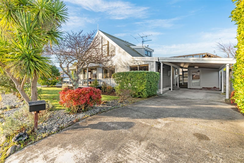 80 Mcparland Street, Elderslea, Upper Hutt - Carousel 1