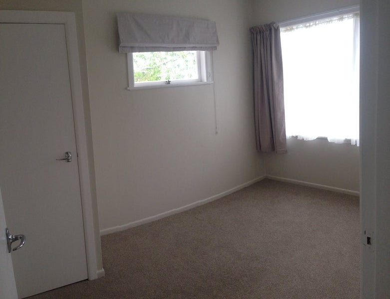 8 Lantana Road, Green Bay, Auckland - Carousel 5