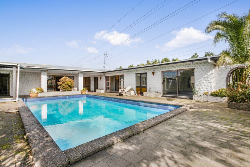 24 Barnhill Crescent, Pahurehure, Papakura - Carousel 2