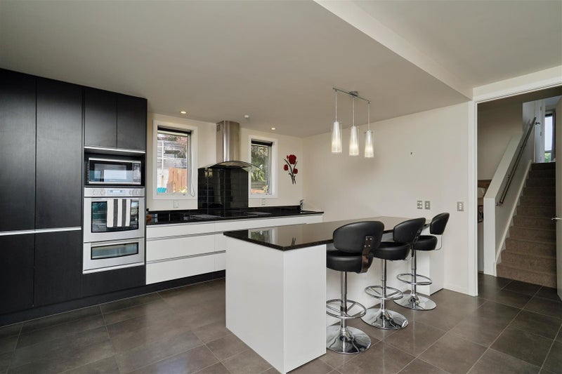 6 Assisi Street, Mount Pleasant, Christchurch - Carousel 2