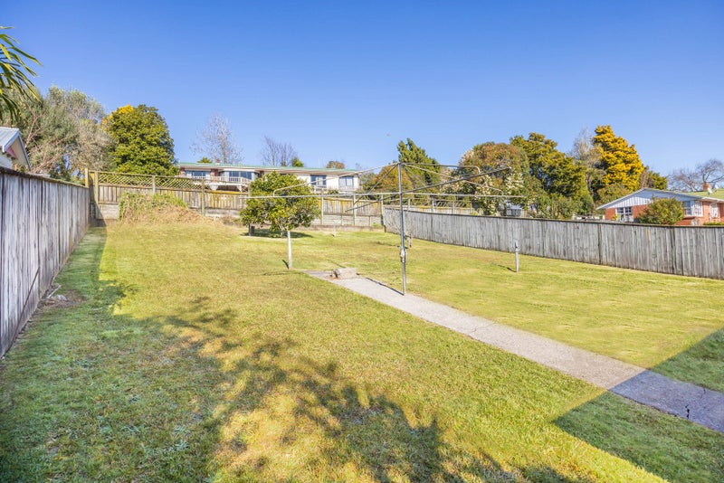 13 Tawa Street, Melville, Hamilton - Carousel 27