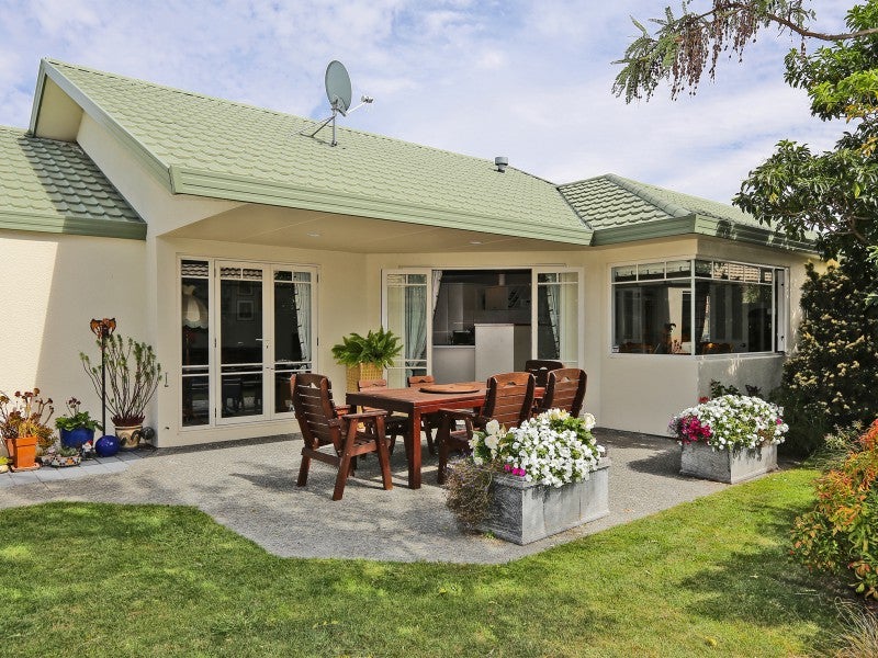 77 Kensington Drive, Taradale, Napier - Carousel 19