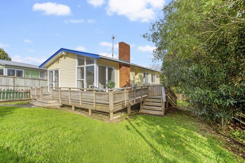 106 Lauderdale Road, Birkdale, Auckland - Carousel 1