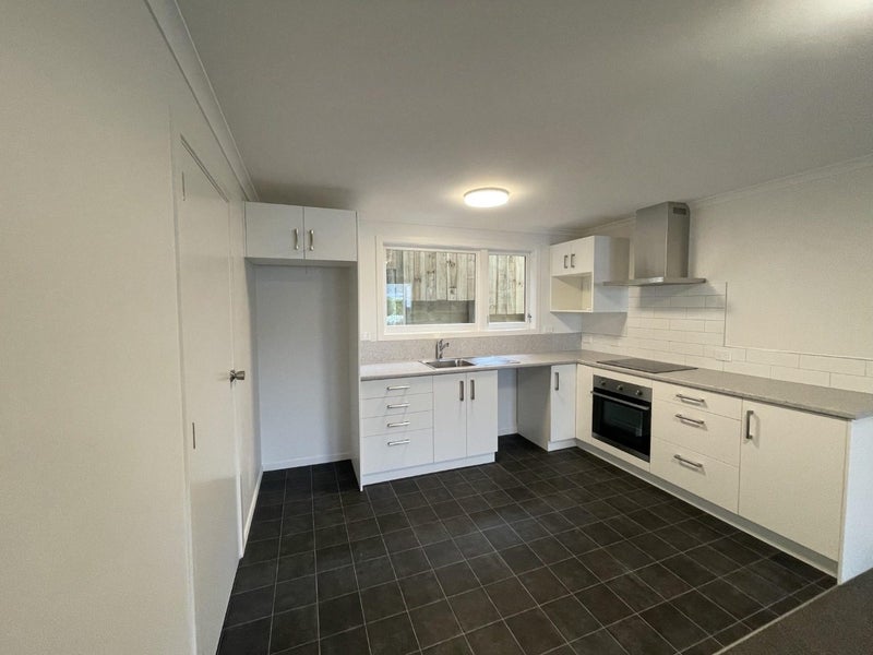 19 Lord Street, Stokes Valley, Lower Hutt - Carousel 2