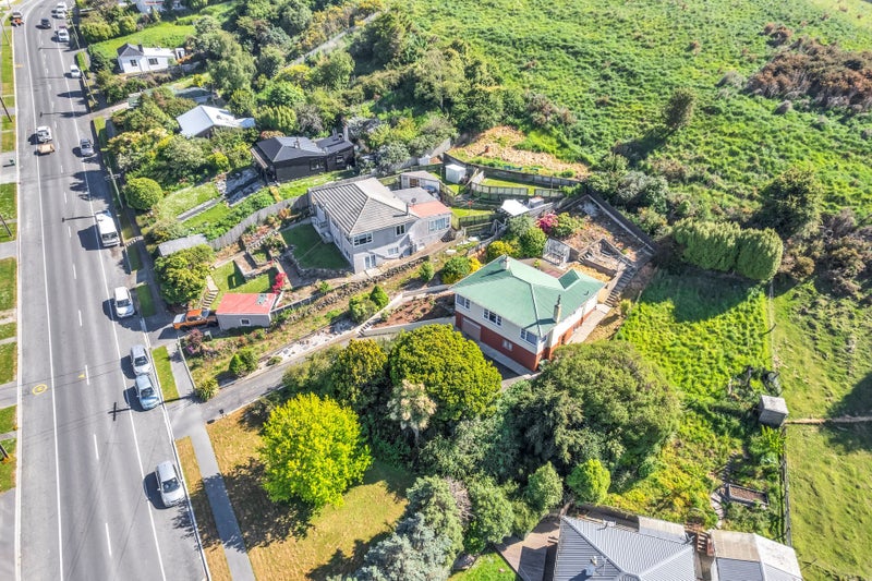 84 Eden Street, Oamaru - Carousel 1