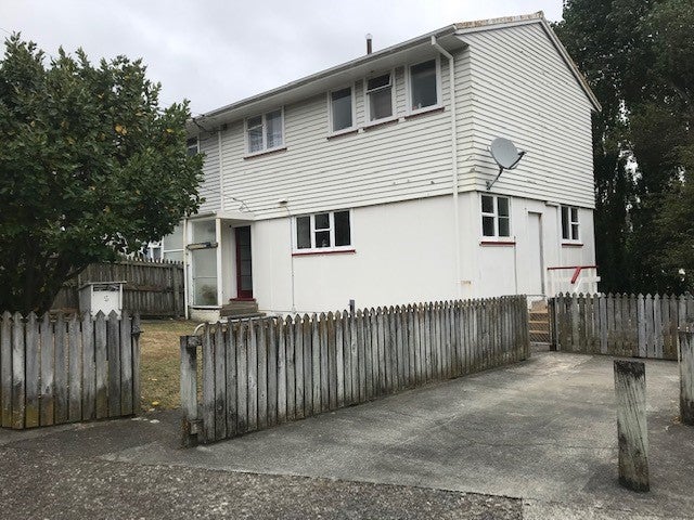 5 Lincoln Grove, Cannons Creek, Porirua - Carousel 21