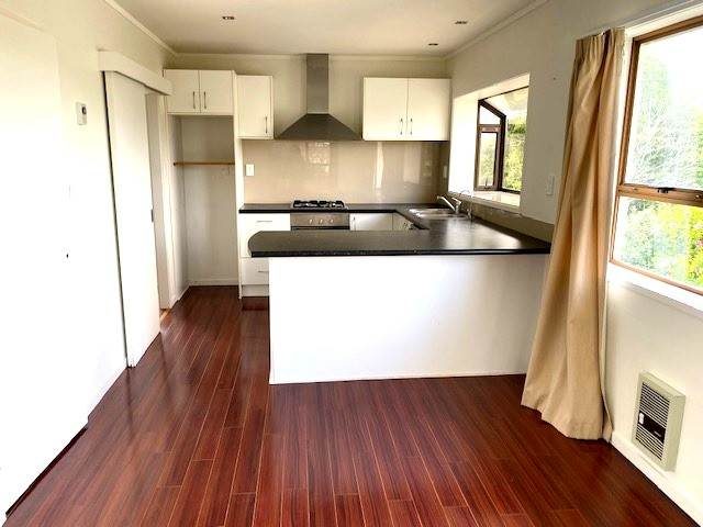 1/52 Luton Avenue, Sunnyhills, Auckland - Carousel 2