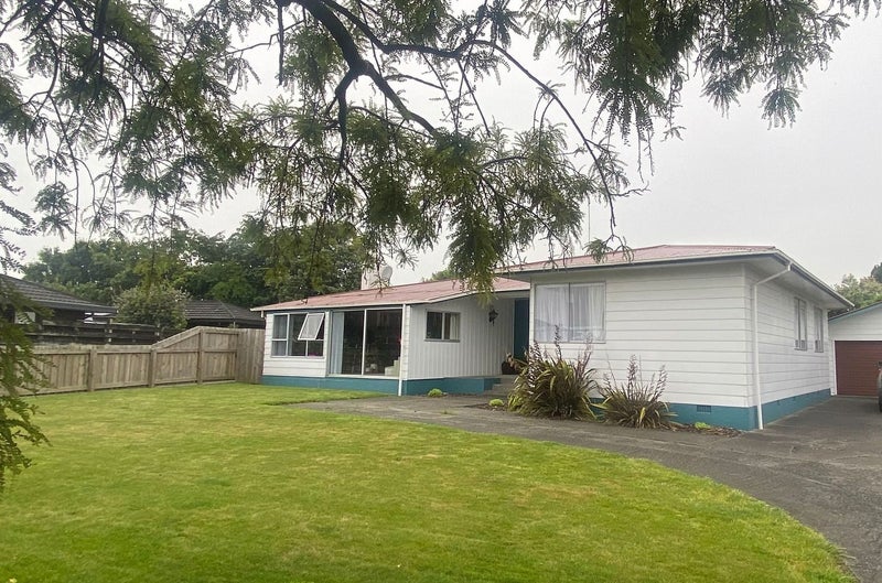 20 Edwards Place, Terrace End, Palmerston North - Carousel 2