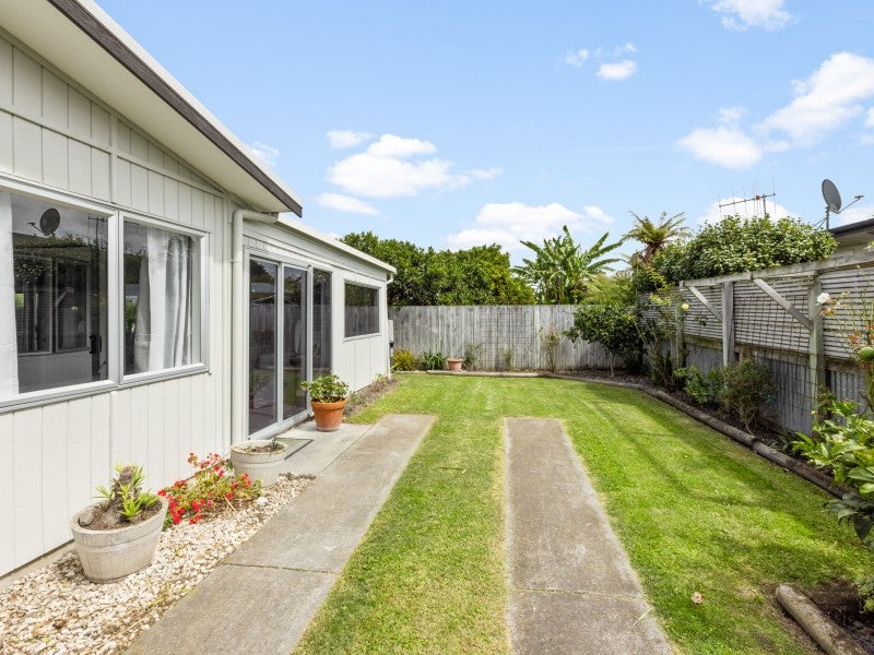 212B Ikanui Road, Frimley, Hastings - Carousel 16
