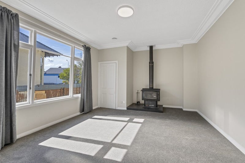 48 Royal Crescent, Saint Kilda, Dunedin - Carousel 2