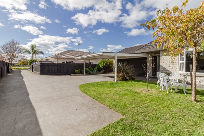 2 Derby Place, Tamatea, Napier - Carousel 18