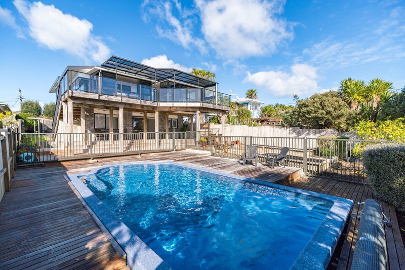 1418 Whangaparaoa Road, Army Bay, Whangaparaoa - Carousel 1