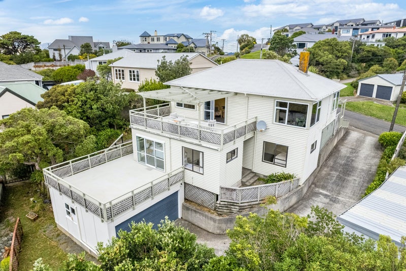 15 Punjab Street, Khandallah, Wellington - Carousel 1