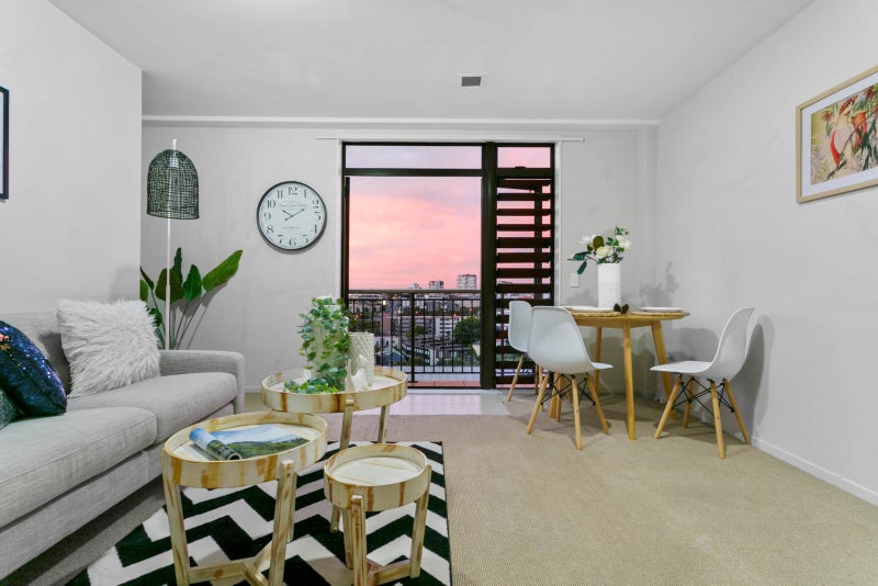 4B/4 Rendall Place, Eden Terrace, Auckland - Carousel 1