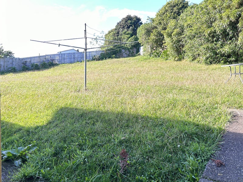 9 Berkshire Grove, Cannons Creek, Porirua - Carousel 13