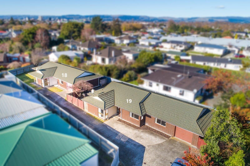 18 Westmere Place, Takaro, Palmerston North - Carousel 18